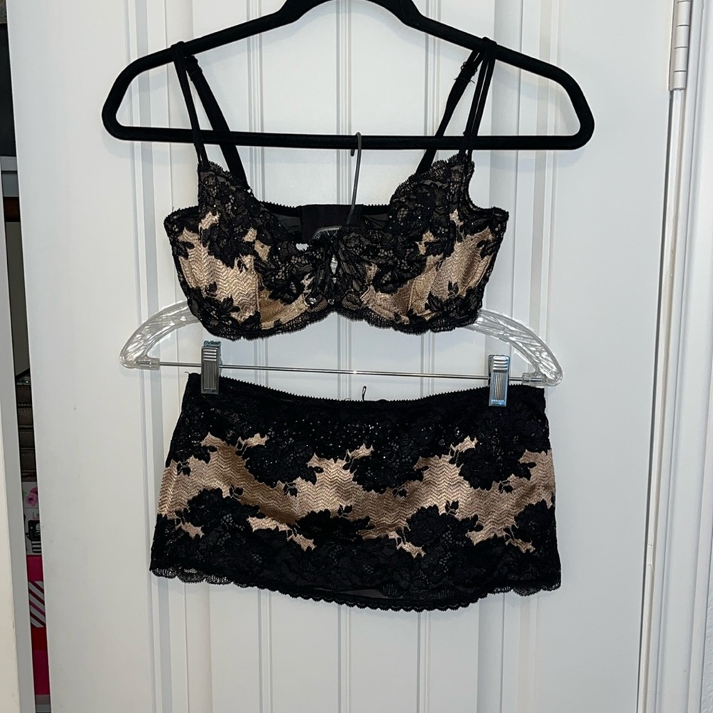 Victoria Secret Lingerie Bra/Skirt Set